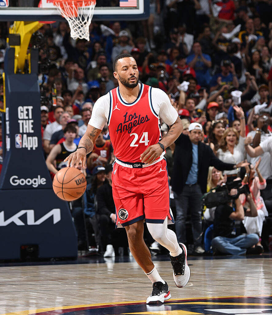 九游体育官网-穆古鲁扎新星持续失利表现突出，掘金前途光明！-九游体育官网